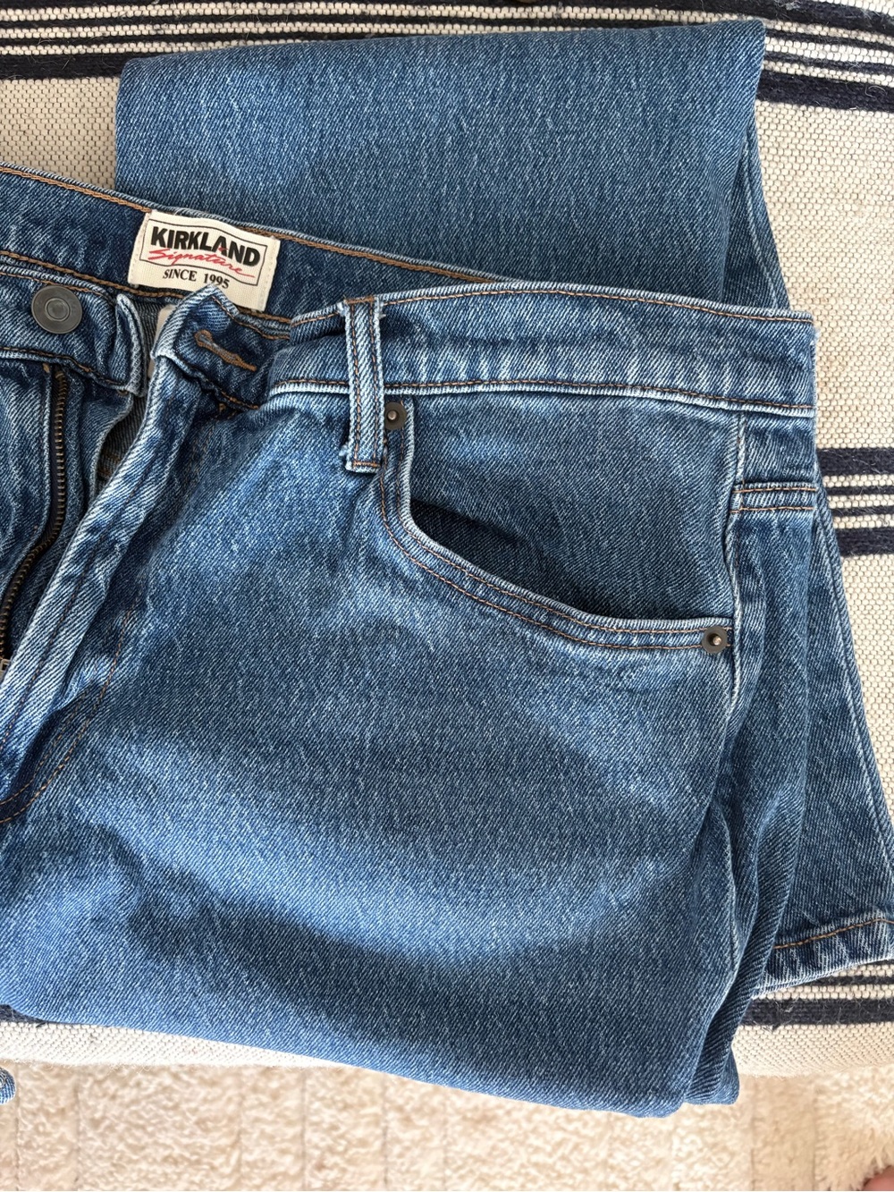 Kirkland Signature Women's Hi-rise straight Jeans